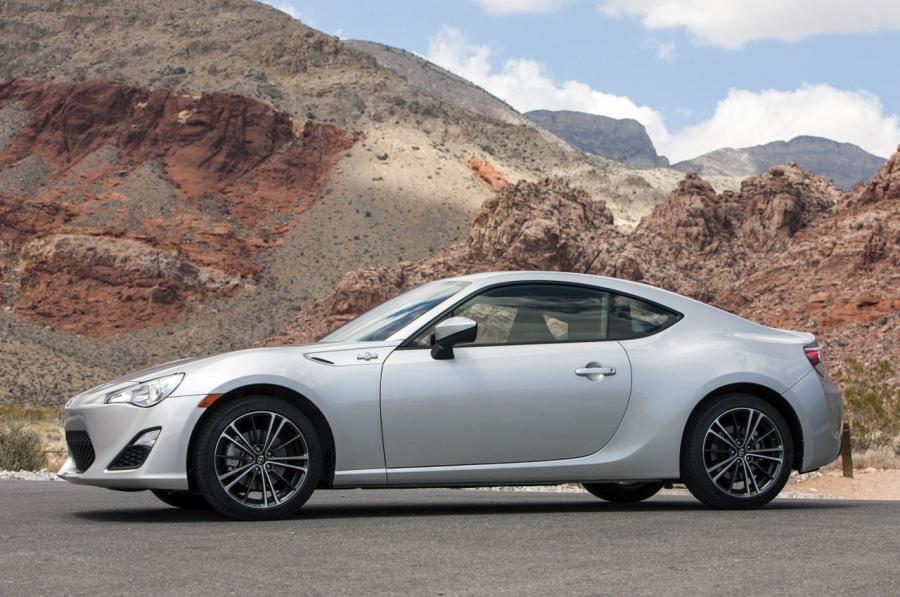  Scion FR-S 2013 года  (фото 18 из 192)